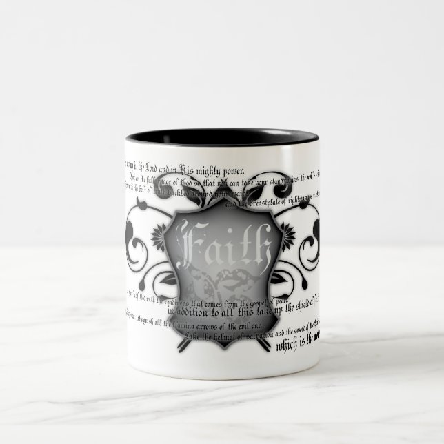 Escudo de la taza cristiana de la fe (armadura de (Centro)