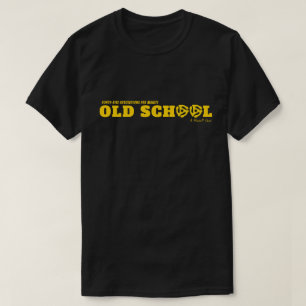 Escuela Antigua - Una camiseta de MisterP