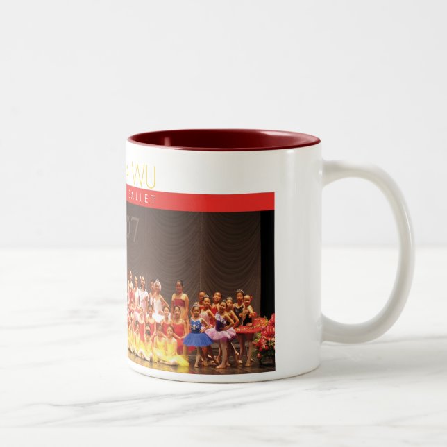 Escuela de Ming-Hai Wu de la taza del ballet (Derecha)