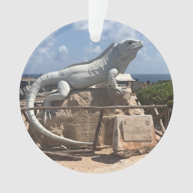 Escultura de Iguana Isla Mujeres, México Ornamento (Anverso)