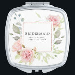 Espejo Compacto Boda de la dama de honor floral rosa de Rubor<br><div class="desc">Las rosas rosas rosas blandas de color rosa con flores de horangea blanca y las hojas verdes de salvia blandas crean una hermosa pantalla floral en la parte delantera de este compacto. La dama de honor está escrita a través de ella. Hay una línea de texto debajo para que la...</div>
