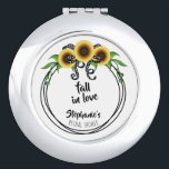 Espejo Compacto Sunflower Wreath Bridal Shower<br><div class="desc">Ducha nupcial de girasol Este tema de corona de girasol es perfecto para la ducha nupcial de tu mejor amigo, el brunch nupcial o el fiesta del jardín. Celebra con este diseño floral de verano con un polka-punto negro al fondo. El diseño presenta tres girasoles atados con una cinta de...</div>