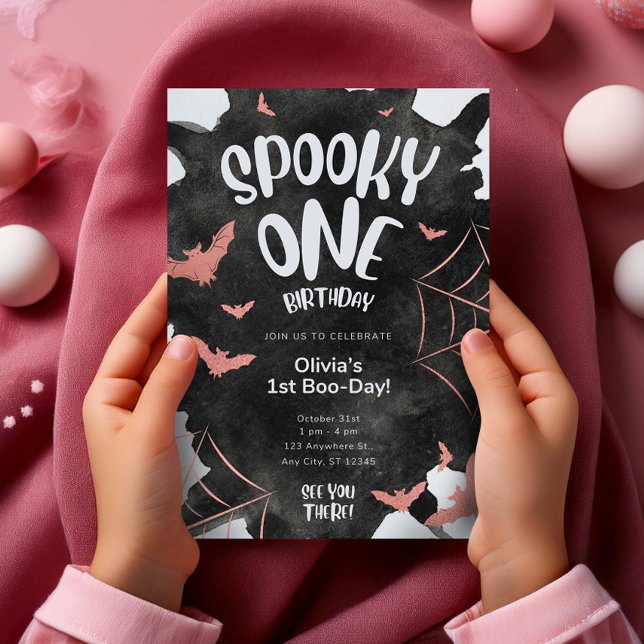 Espeluznantes invitaciones Halloween Cumpleaños Ba (Spooky One Invitation Halloween Birthday Template,EDITABLE Black Pink Cute Bats First Birthday Invit)