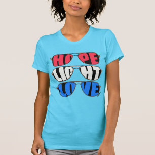 Esperanza ama a las camisetas de las mujeres