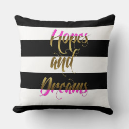 Esperanzas y almohada metálica rosada de los