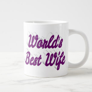 Esposa con taza de café gigante con texto morado a
