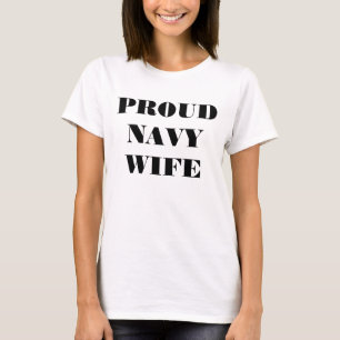 Esposa de la marina orgullosa de la camiseta