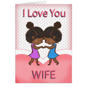 Esposa, lesbiana, par afroamericano cariñoso lindo