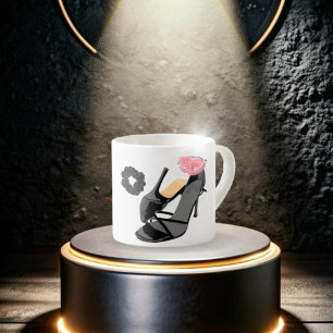 Espresso Alto talón de leopardo y taza rosa de rosa