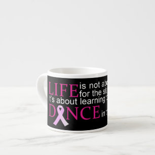 Espresso Danza en la taza de la conciencia del cáncer de