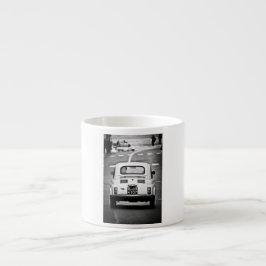 Espresso Fiat 500 en taza del café express de Roma