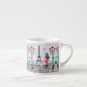 Espresso Taza de café expreso de mujer en París