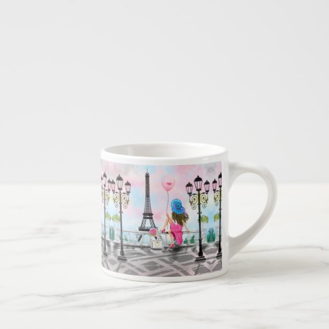 Espresso Taza de café expreso de mujer en París (Derecha)