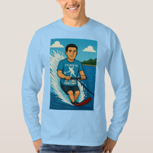 Esquiador acuático con una camiseta de raquetbol