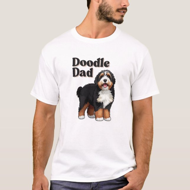 Est. Bernedoodle Dad. Nunca. Camiseta masculina (Anverso)