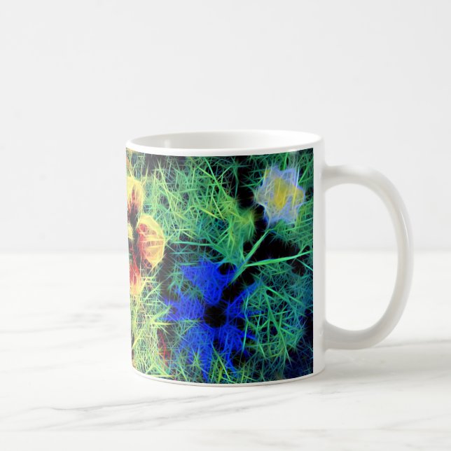 Está en la taza clásica de colores (Derecha)