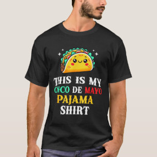 Esta es una camisa de pijama del cinco de mayo div