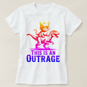 Esta es una divertida camiseta de gato montando di