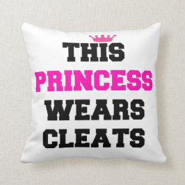 Esta princesa lleva la almohada de tiro de los