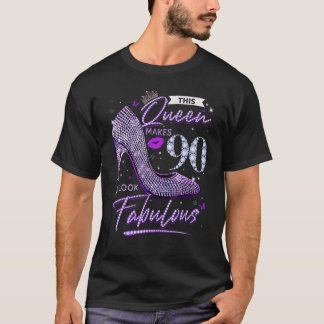 Esta Reina hace que 90 parezca una camiseta fabulo