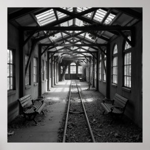 Estación de tren abandonada - Arte de carbón veget