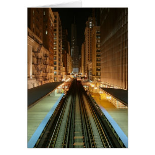 Estación "L" de Chicago de noche