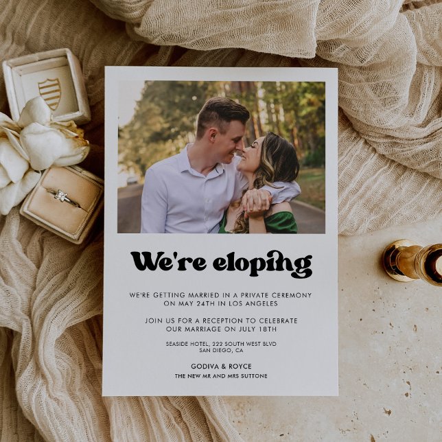 Estamos eludiendo la invitación retro-boda estiliz (Subido por el creador)