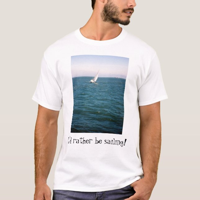 Estaría navegando bastante la camisa (Anverso)
