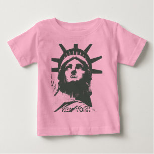 Estatua de la camiseta del bebé en Nueva York