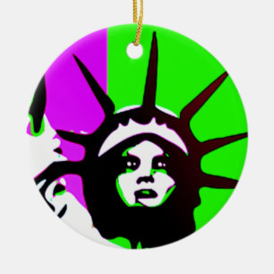 Estatua del ornamento estilizado de la libertad