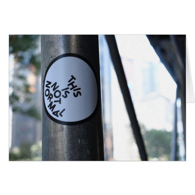 Este no es el graffiti callejero normal en Nueva Y (Anverso (Horizontal))