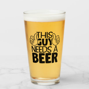 Este tipo necesita cerveza