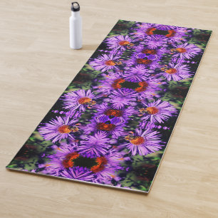 Esterilla De Yoga Abeja De Miel Sobre Flor De Aster Morado Resumen