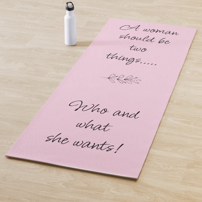 Esterilla De Yoga Alentar la alfombra de yoga, mujer fuerte (In situ)