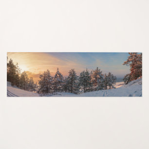 Esterilla De Yoga Atardecer sobre bosque de nieve congelado cerca de