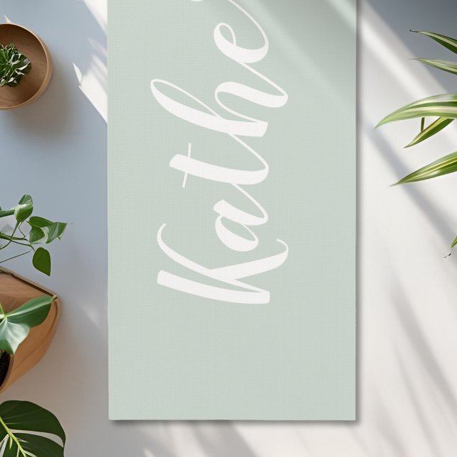 Esterilla De Yoga Calligrafía verde sabia nombre yoga mate (Subido por el creador)