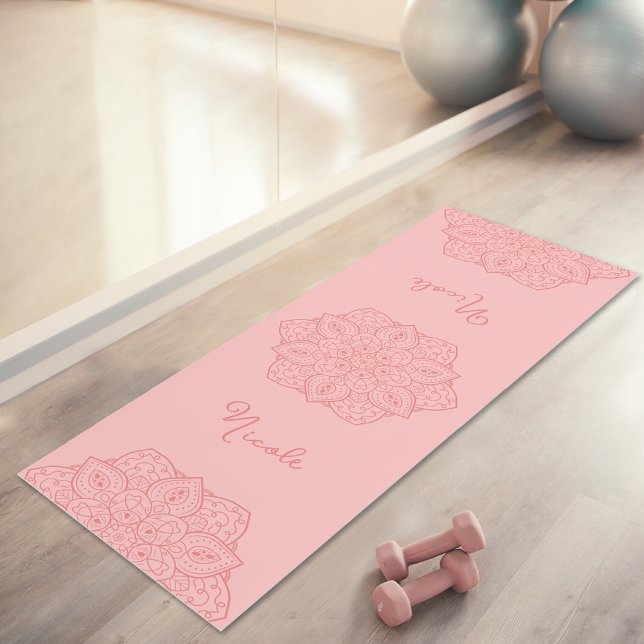 Esterilla De Yoga Coral Pink Beautiful Mandala With Custom Name (Disclaimer: This image is a digital mockup.)