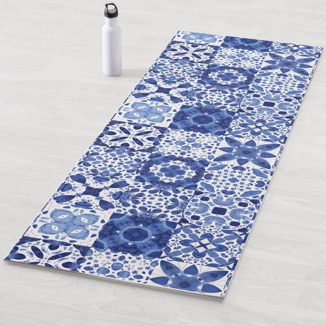 Esterilla De Yoga Cuadros de agua del patrón de mosaico blanco azul  (Blue and white watercolor 
Mediterranean tile pattern yoga mat)