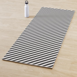 Esterilla De Yoga Diagonal black and white stripes  pattern
