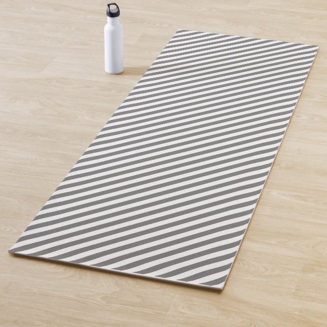 Esterilla De Yoga Diagonal gray and white stripes pattern (In situ)