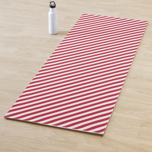 Esterilla De Yoga Diagonal red and white stripes pattern (In situ)