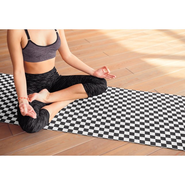 Esterilla De Yoga Ejercicio moderno de Monograma de Black Checkered (Modern Black White Checkered Monogram Exercise Yoga Mat)