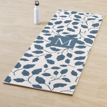 Elegante manto azul botánico de yoga
