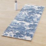 Esterilla De Yoga Elegante tela francesa azul y blanca<br><div class="desc">Diseño de tela de jouy azul y blanca del siglo XVIII,  con señoras y señores vestidos con elegante vestimenta de época entre árboles,  un lago y ruinas de piedra clásicas.</div>