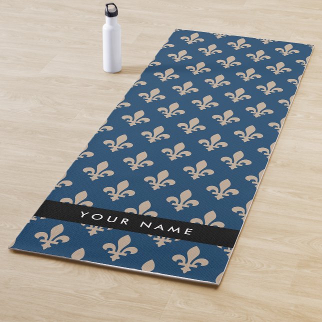 Esterilla De Yoga Fleur de Lis, Beige on Navy Blue, Royal, Your Name (In situ)