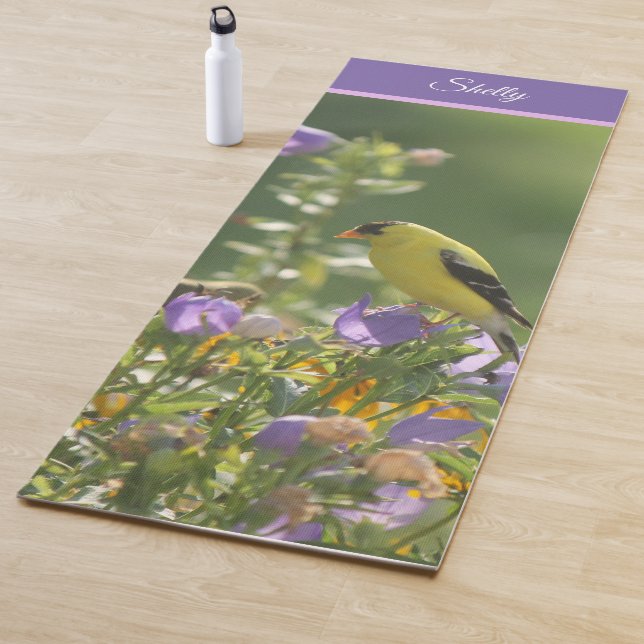 Esterilla De Yoga Goldfinch en una flor harebell (In situ)