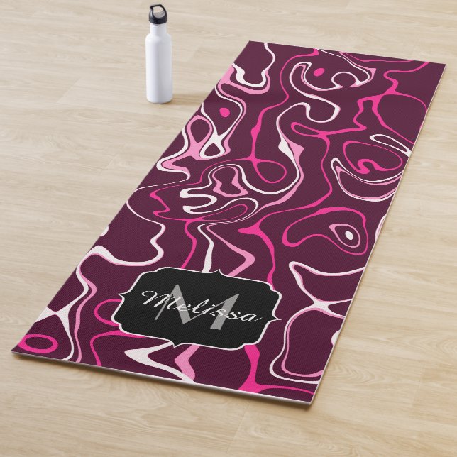 Esterilla De Yoga Hot pink damascus abstract swirls Custom Monogram (In situ)