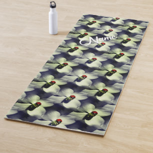 Esterilla De Yoga Ladybug En La Flor Dogwood Personalizada