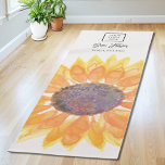 Esterilla De Yoga Logotipo de Yoga Studio Sunflower<br><div class="desc">Esta elegante alfombra de yoga está decorada con un girasol color agua amarillo. Puede personalizar esta alfombra añadiendo el nombre y el logotipo de su estudio de yoga. Utilice la opción Personalizar adicional para cambiar el tamaño, estilo o color del texto si lo desea. Si su logotipo es circular, hay...</div>