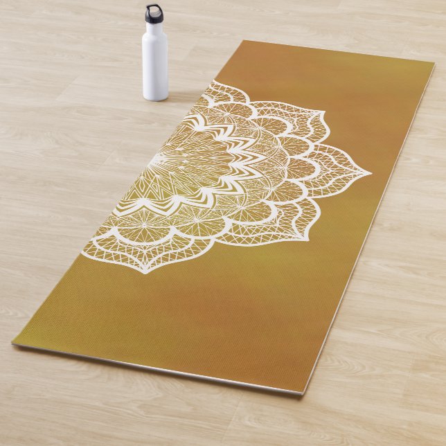 Esterilla De Yoga Mandala Blanco sobre Fondo Dorado (In situ)